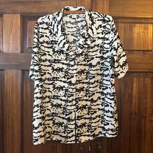 Rachel Zoe Abstract Short Sleeve Button Down Top